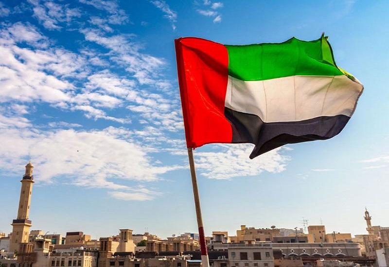 الإمارات تحظر استخدام منصات التواصل للأطفال دون 15 سنة